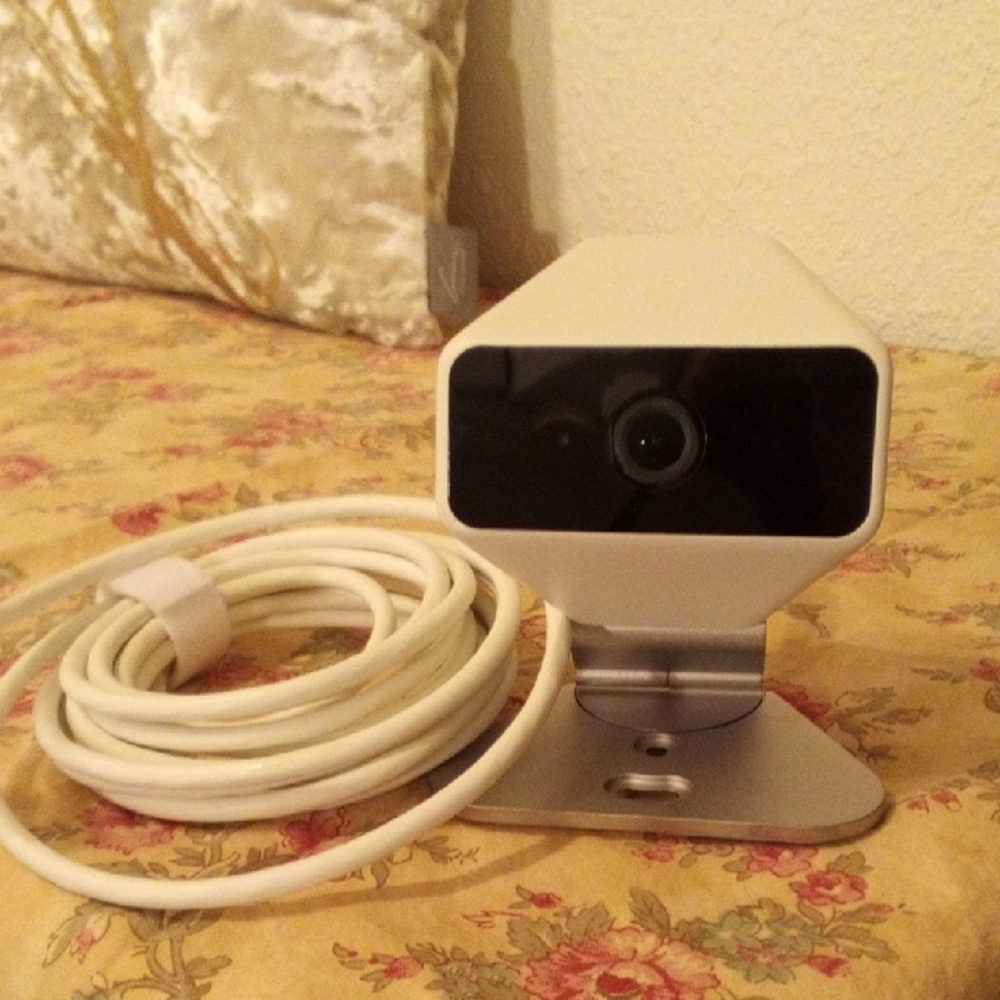Compact White Webcam with Stand